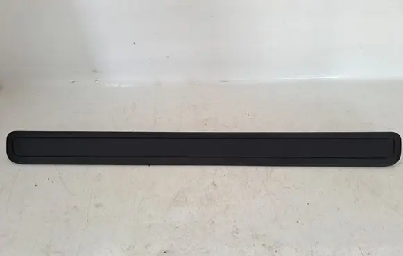 Toyota Avensis T270 Side skirt front trim 6791205040
