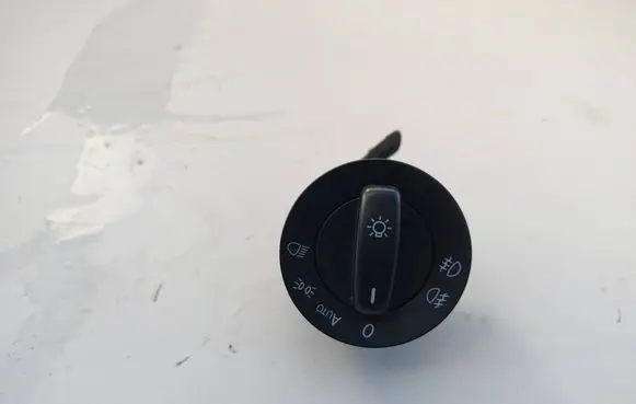 Light switch