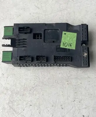 Volkswagen II LT Fuse module 08501003 A125