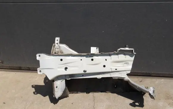 Suzuki Vitara (LY) Front quarter panel