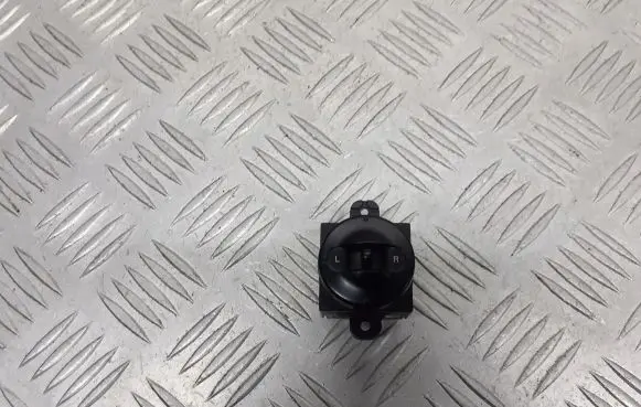 KIA Picanto Wing mirror switch 202003374