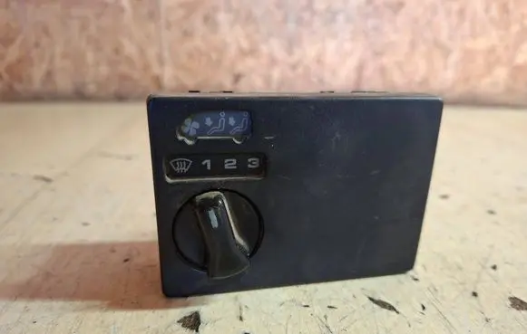 Volkswagen Multivan T4 Climate control unit 701959531