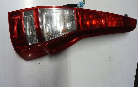 Honda FR-V Rear/tail lights set NH684P
