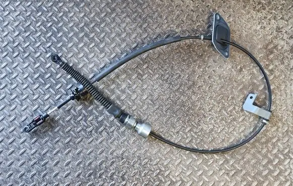 Mazda CX-5 II Gear shift cable linkage 