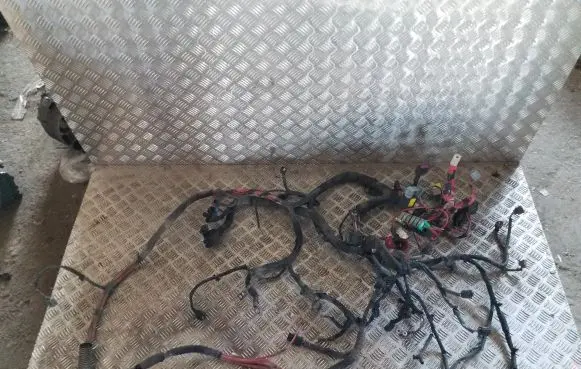 Opel Movano B Engine installation wiring loom