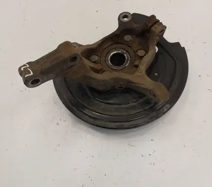 Nissan Leaf II (ZE1) Front wheel hub