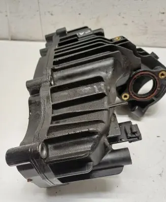 Volkswagen Transporter - Caravelle T5 Intake manifold 03L129711P