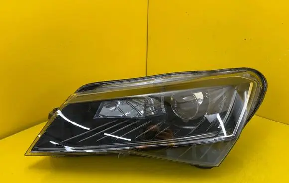 Skoda Superb B8 (3V) Headlight/headlamp 3V1941015B