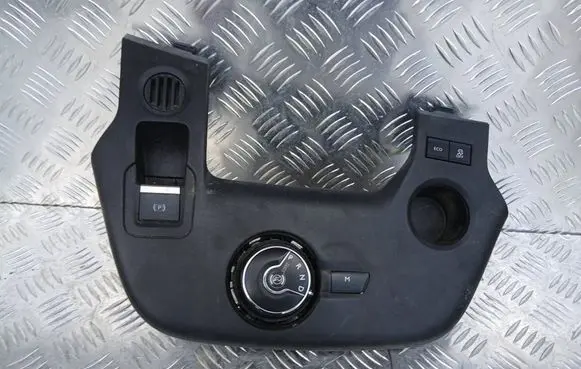 Peugeot Partner III Central console control unit 0023012001