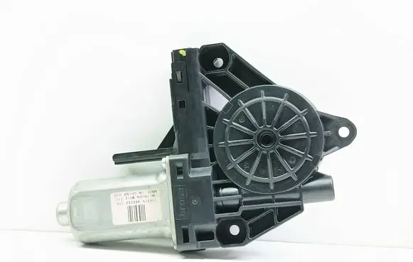 Volvo XC60 Front door window regulator motor 966269102