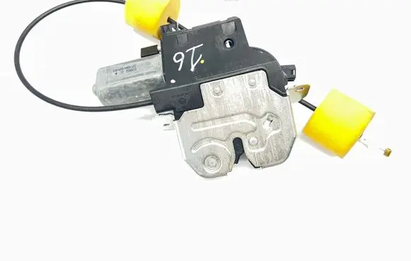 Mercedes-Benz S W221 Tailgate/trunk/boot lock/catch/latch 2217500085