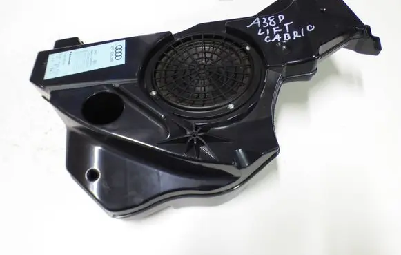 Audi A3 S3 8P Subwoofer speaker 8P7035382 7606500263