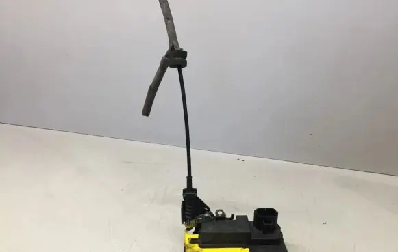 Volvo XC90 Front door lock