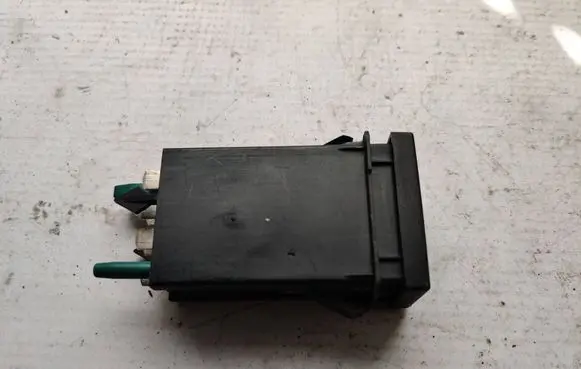 Volkswagen Transporter - Caravelle T4 Seat heating switch 7D0963563
