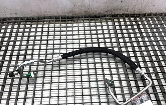 KIA Xceed Air conditioning (A/C) pipe/hose 97762G4650