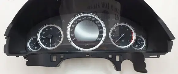 Mercedes-Benz E W212 Speedometer (instrument cluster) A2129001010