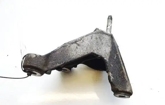 Saab 9-5 Engine mounting bracket 5063268