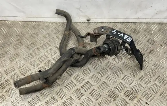 Toyota RAV 4 (XA40) Electric auxiliary coolant/water pump 0641001301
