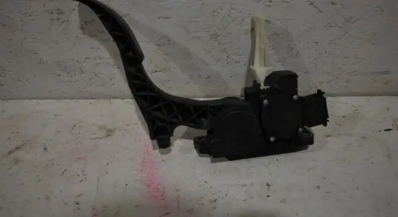 Audi A3 S3 8L Accelerator throttle pedal 1J1721503K
