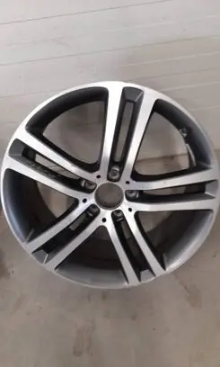 Renault Austral R20 alloy rim 