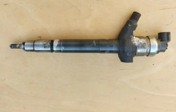 Ford Transit Fuel injector 6C1Q9K546AC