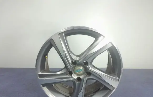 Volvo V40 R18 alloy rim 