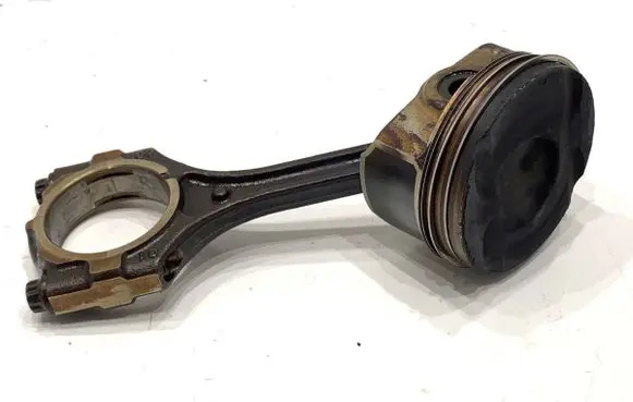 Hyundai ix35 Piston with connecting rod G4FD