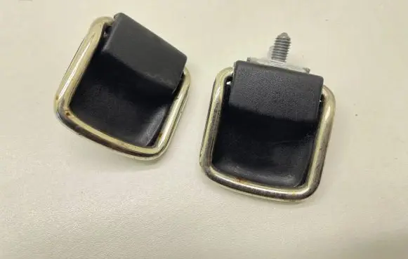 Volkswagen Tiguan Tie down hook / loop 5N0863503
