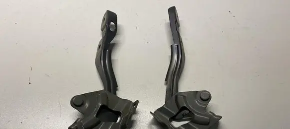 Hyundai ix20 Engine bonnet/hood hinges 79120-1K000
