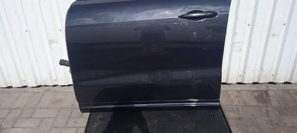 Maserati Levante Front door HP29049A
