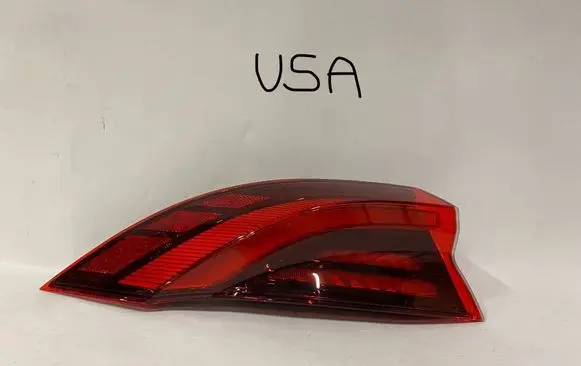 Maserati Grecale Rear/tail lights 670157333