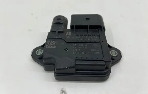 Mercedes-Benz E W213 Glow plug pre-heat relay A6549001300
