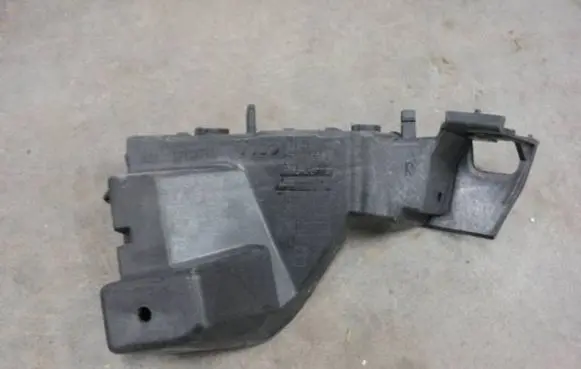Audi Q5 SQ5 Front bumper mounting bracket 8R0807284C
