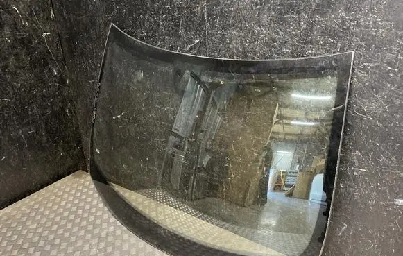 Tesla Model S Front windscreen/windshield window 