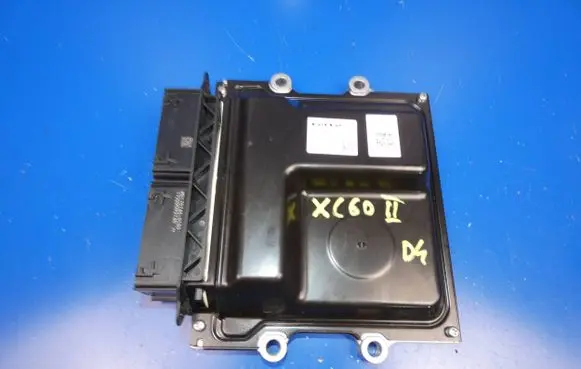 Volvo XC60 Engine control unit/module 32203481