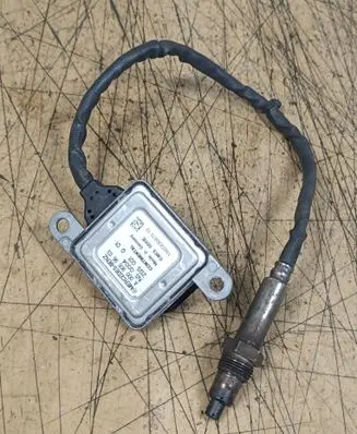 Mercedes-Benz C W205 Lambda probe sensor A0009059603