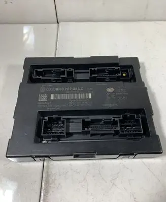 Audi A4 S4 B8 8K Comfort/convenience module 8K0907064C