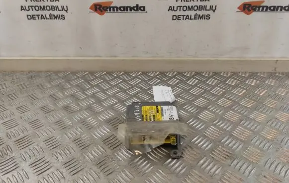 Toyota Avensis T250 Airbag control unit/module 8917005120 0504048632 208623102