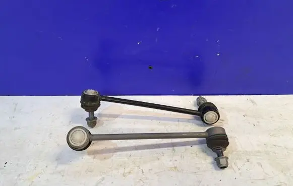 Jaguar XE Rear anti-roll bar/stabilizer link REARSTABILIZERLINK