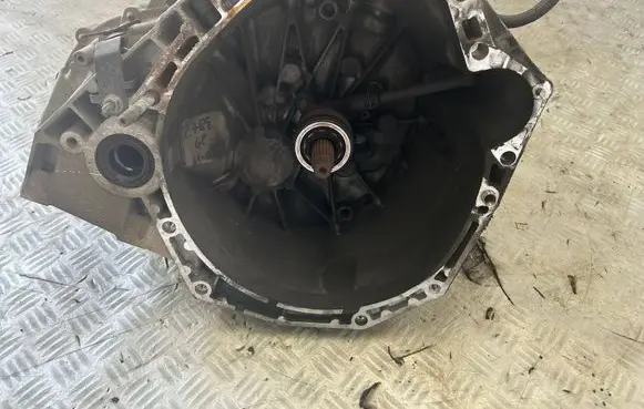 Renault Megane III Manual 5 speed gearbox 320102061R