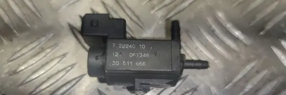 Volvo XC90 Turbo solenoid valve 30611668