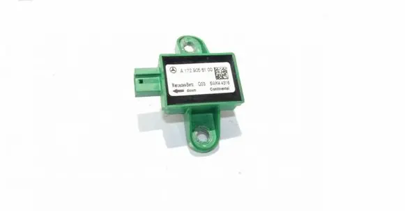 Mercedes-Benz C W204 Airbag deployment crash/impact sensor A1729056100
