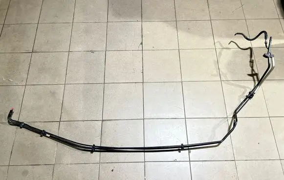Volvo S60 Fuel line/pipe/hose 32312587 31478128