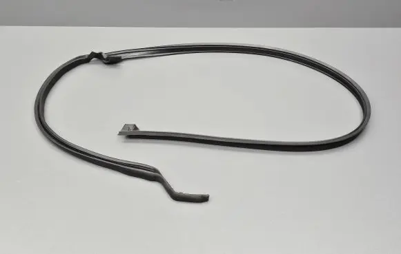 Jaguar XF X250 Rubber seal front door (on door) 8X2320530