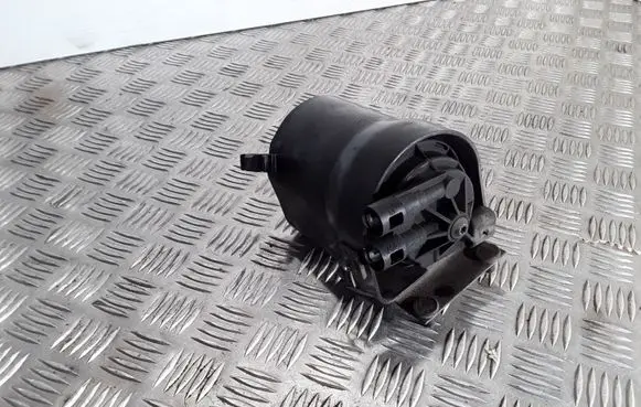 Opel Astra G Fuel filter housing 