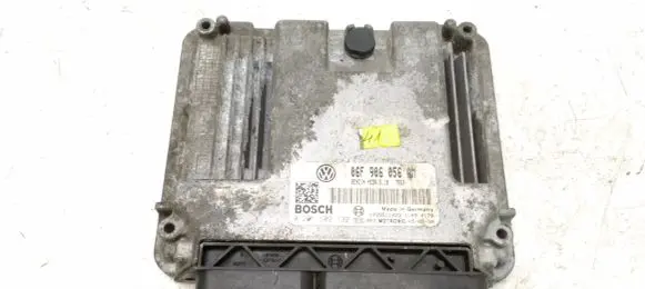 Volkswagen PASSAT B6 Engine control unit/module 06F906056AM 0261S02132 1039S11023