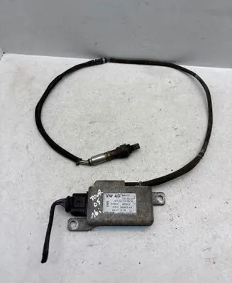 Volkswagen Touran I Lambda probe sensor 03C907807D SW422 N7A05V4