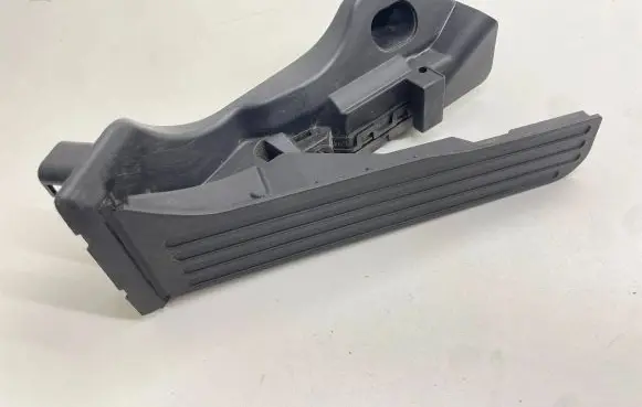 Volkswagen Tiguan Accelerator throttle pedal 1K1721503M