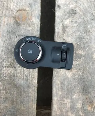 Opel Insignia A Light switch 22901647