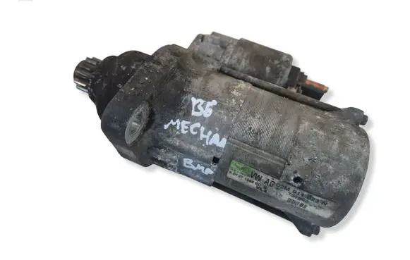 Volkswagen PASSAT B6 Starter motor 02M911023N